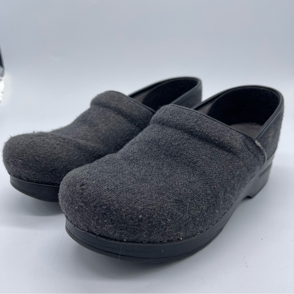 Dansko Vegan, Cool Canvas Style Material Clogs. Size 38.